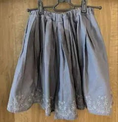 branshes 刺繍入りブルーグレー フレアキュロット150cm