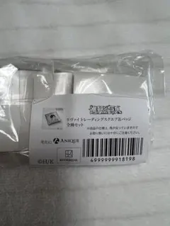 進撃の巨人　アニーク　缶バッジ　リヴァイ　全種セット