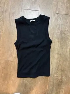 ZARA 黒のタンクトップ