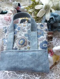 リバティラミネート☆バネポーチトートバッグ☆水色小花