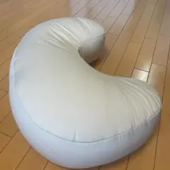 yogibo ハーフムーン型枕のサムネイル