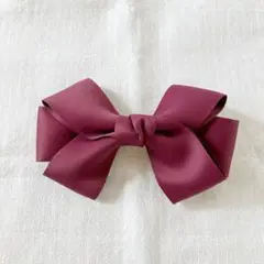 【感謝SALE】ワインレッド　リボン　バレッタ