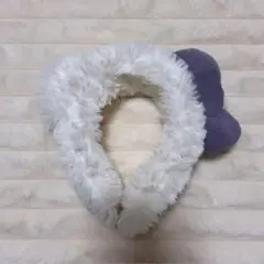 ハローキティ　イヤーマフ　耳付き　カチューシャ　USJ