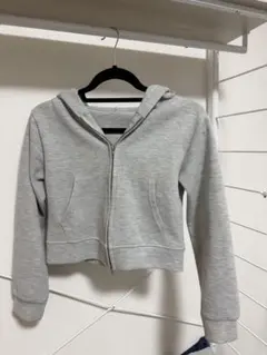 グレー フード付き クロップドパーカー