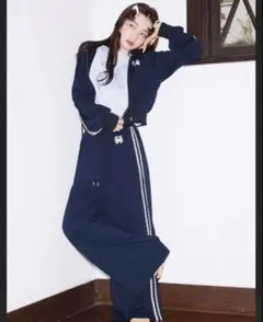 美品 SNIDEL HOME ネイビーセットアップ