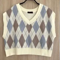 【美品】ラブトキシック　アーガイル柄ニットベスト　M