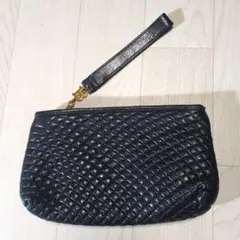 BALLY レザーポーチ マトラッセ風 金具Bロゴのサムネイル