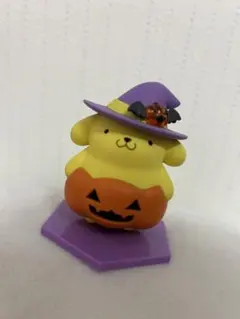 サンリオ　ポムポムプリン　ハロウィンフィギュア