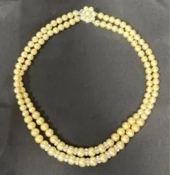 ニコル　ネックレス クリーム色 ビーズ付き