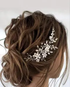 ウェディング ヘッドドレス 花とクリスタル