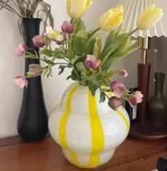 ホルムガード　デンマーク　ビンテージ1960年代のレア黄色の型がユニークな花瓶！ ホルムガード デンマーク ビンテージ1960年代のレア黄色の型がユニーク