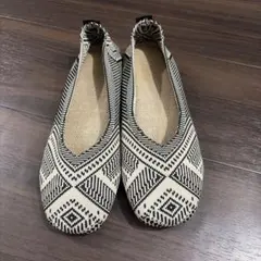 Item thumbnail for item 136dbb92-5f56-436a-a70f-1f327b517bec