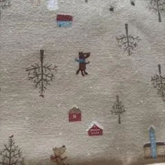 キツネ　雪だるま　そり　動物と木の柄の綿プリント生地