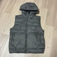 美品　ZARA ダウンベスト　130㎝