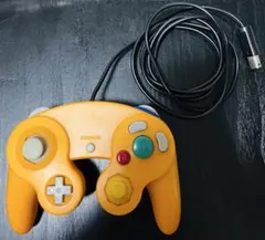 【本日限定価格】ゲームキューブ風 有線コントローラー オレンジカラー