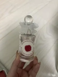 Penhaligon's Elisabethan Rose 香水のサムネイル