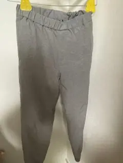 要購入確認☆ユニクロ　裏起毛　グレーボトムス　暖かい☆