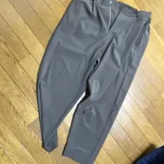 【期間限定値下げ早い者勝ち】Luis ズボン