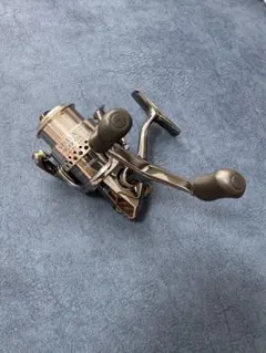 SHIMANO 01STELLA FW 2000S スピニングリール 本体のサムネイル
