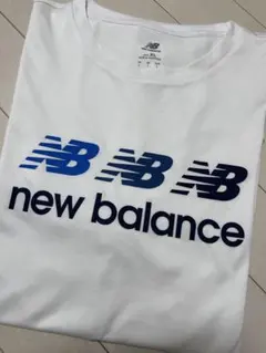【未使用】new balance ロゴ Tシャツ XL ホワイトのサムネイル