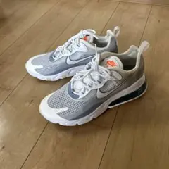 NIKE AIR MAX 270 REACT ナイキ　エアマックス270リアクト