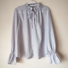ラベンダー フリルカラーブラウス オペークドットクリップ