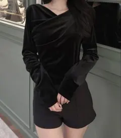 ベロアドレープトップス　黒
