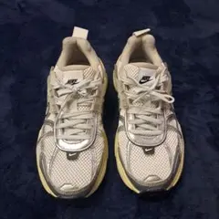 Nike ランニングシューズ ホワイト/シルバー