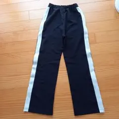 AZULブラックパンツサイド白パンツ