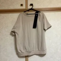INGNI オフショル Tシャツ トレーナー ベージュ トップスのサムネイル