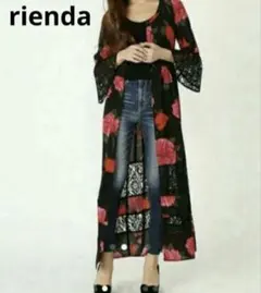 情熱的　マキシ丈ワンピース　大きい花柄　レース使い　センターボタン