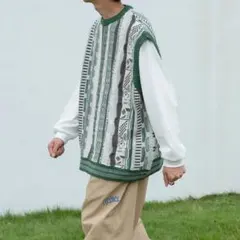 kutir デザインニットベスト（値下げしました‼️）