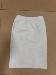 ホワイト タイトスカート 膝丈のサムネイル