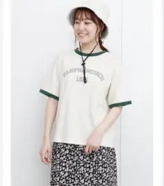 エヘカソポ リンガーカレッジロゴtシャツ アイボリー