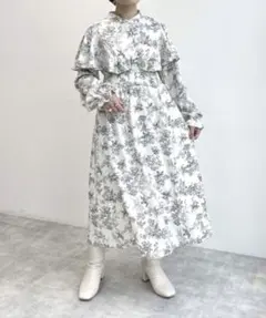 w closet 花柄ケープワンピース