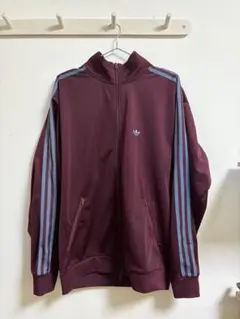トラックジャケット バーガンディ ヴィンテージ　adidas 2026年最新】バーガンディ メルカリ - トラックジャージの人気アイテム トップス