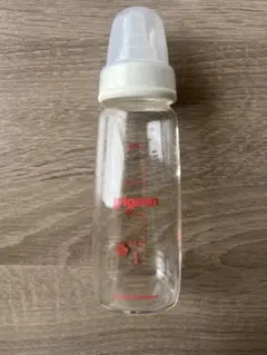 ピジョン スリムタイプ哺乳瓶(ガラス)200ml