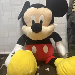 大きなミッキーマウスぬいぐるみ