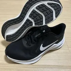 ほぼ未使用 ナイキ ランニングシューズ ダウンシフター 27.0
