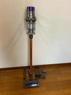 SALE!】Dyson V7 スティッククリーナー 純正品動作確認済 - メルカリ