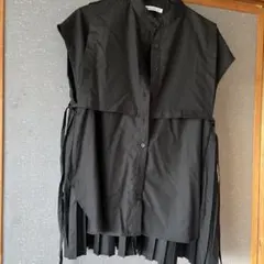 ANDEBOO ノースリーブ プリーツシャツ黒