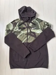 Nike DRI-FIT カモフラージュパーカー
