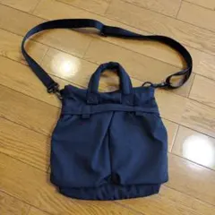 nugu POIK ミニマルチポケットクロスバッグ 黒のサムネイル
