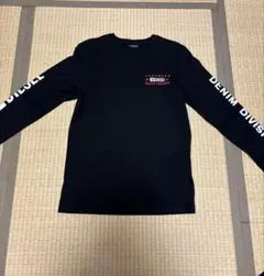 DIESEL ブラック ロングスリーブ Tシャツ