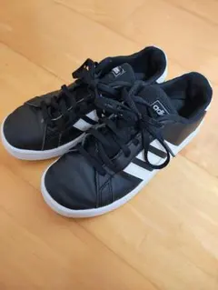 adidas ブラック/ スニーカー 21cm