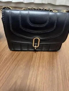 ブラックレザーショルダーバッグ