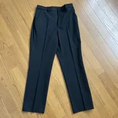 UNIQLO スラックス ブラック M