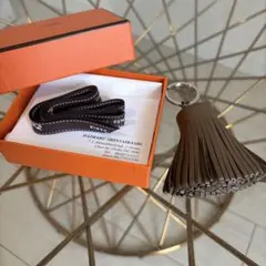 Item thumbnail for item 979045f3-53b2-48e1-b97e-8fc4aac815e4