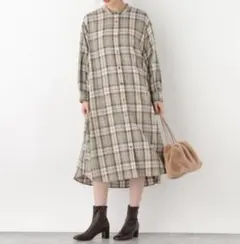 グローバルワーク　チェック長袖シャツワンピース　オリーブグリーン　M
