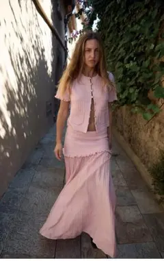 【美品】ザラ　フリルニットカーディガン ピンク